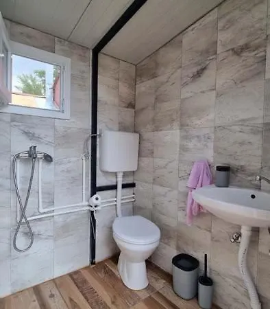 Splav Na Dan Waterhouse Holiday home Belgrade